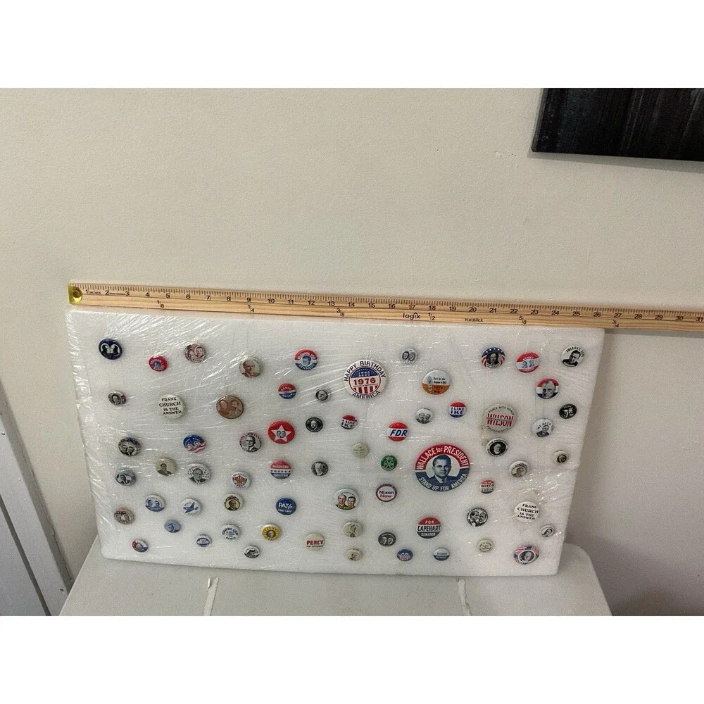 Political Campaign Button Collection - Picture 2 of 8